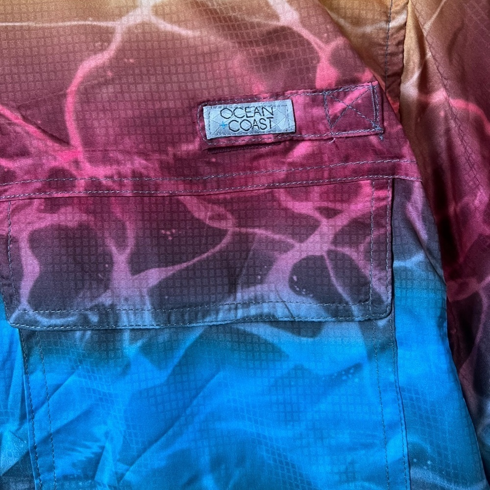 NWT Ocean+Coast Ocean Advantage Button Down Colorful Wave Fishing Shirt Men Sz M - Picture 4 of 13